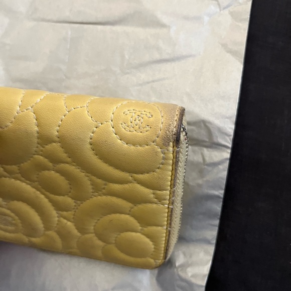 Chanel Camelia long wallet - Picture 5 of 15